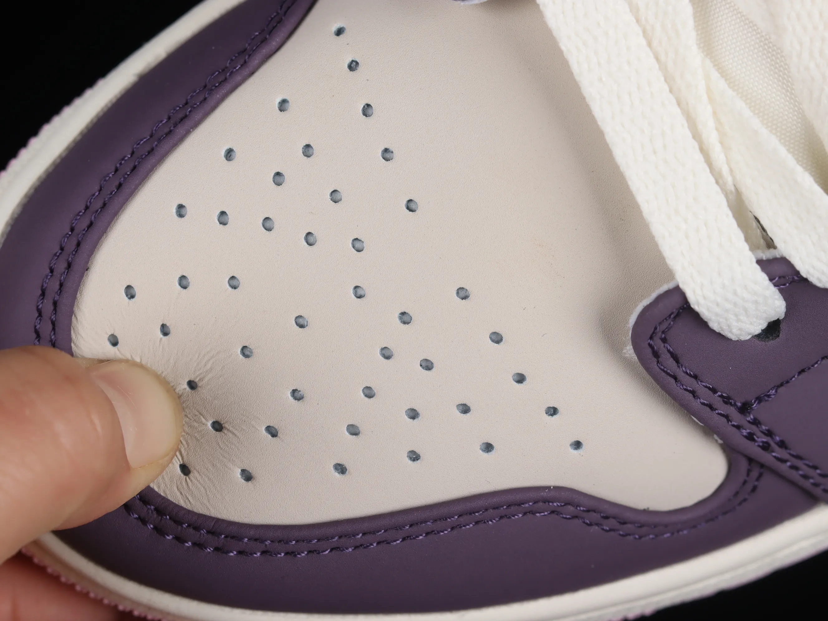 All Categories Air Jordan Jordan Series Basketball Shoes Air Jordan 1 Mid Air Jordan 1 Mid GS "Pro Purple" AJ1 Joe 1 White Purple Pink China Basketball Shoes 555112-500